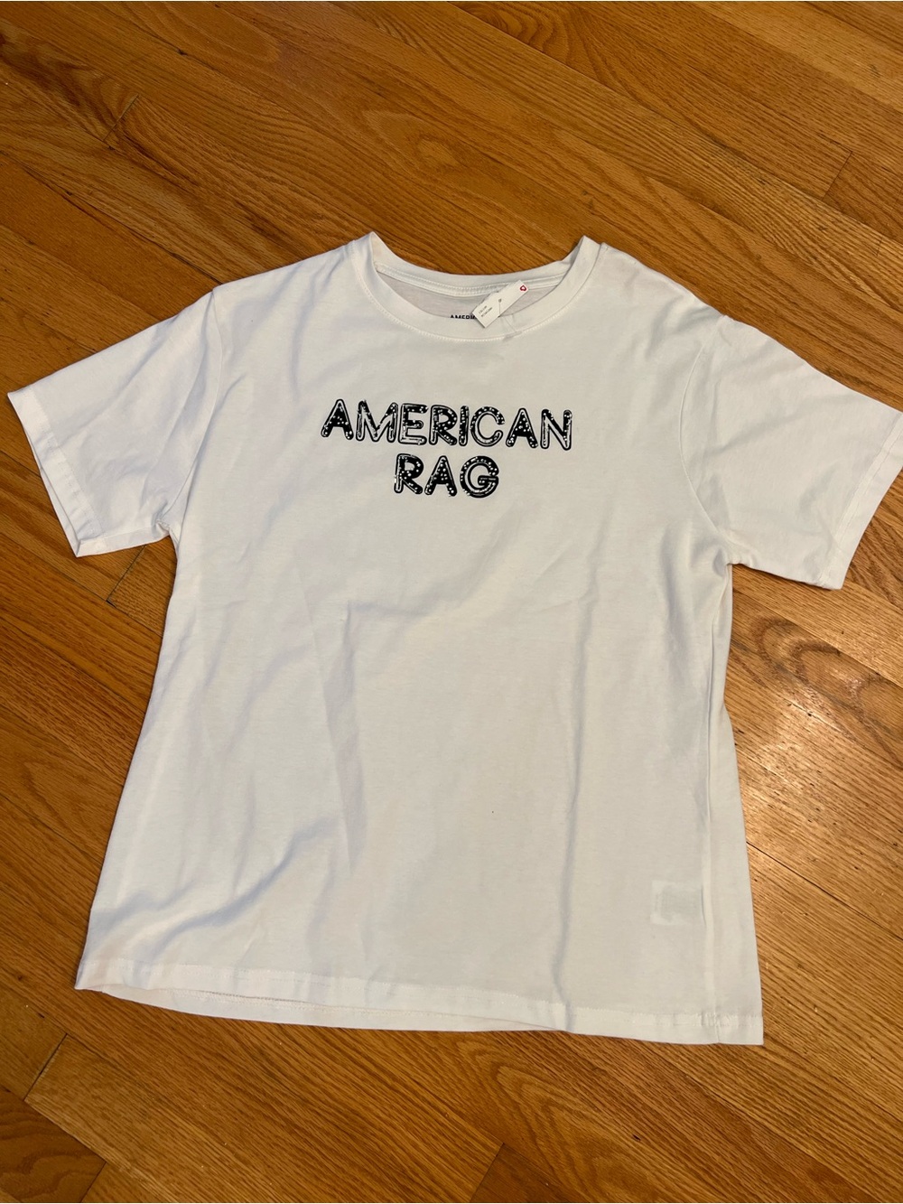 American Rag white short-sleeve graphic t-shirt NWOT